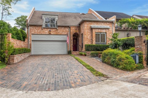5723 Indian Circle